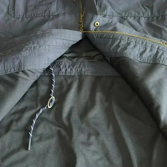Vineyard Vines long, insulated, drawstring HTF utility jacket women’s small - Picture 8 of 15